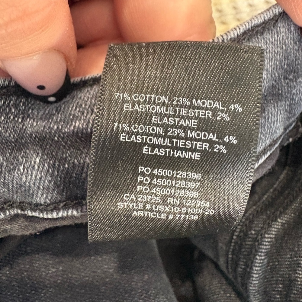Denim Forum Aritzia the Lola high rise skinny crop grey wash size 28=26x24” - Picture 11 of 15